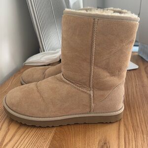 Sand Short Uggs